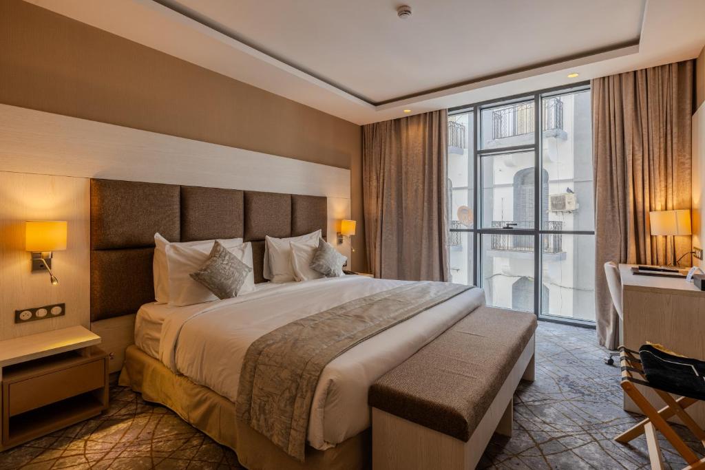 2H Hôtel