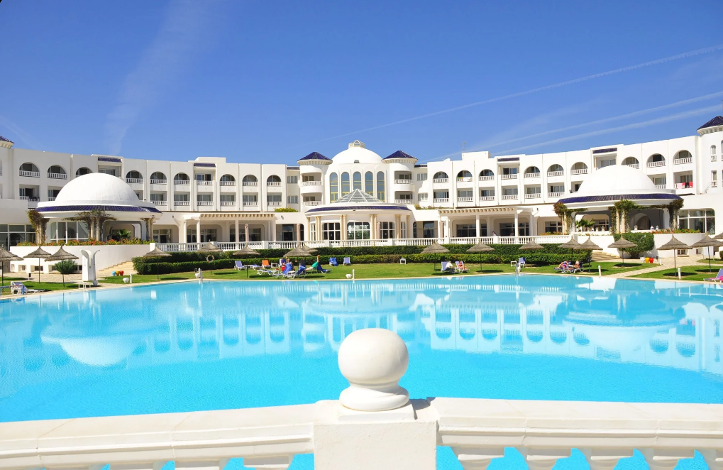Royal Tulip Taj Sultan Resort